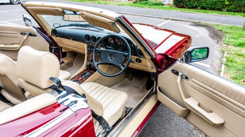 1989 Mercedes-Benz 300SL (R107) à vendre (picture 19 of 138)