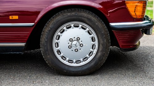 1989 Mercedes-Benz 300SL (R107) à vendre (picture 12 of 138)