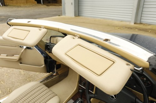 1988 Mercedes-Benz 300 SL (R107) In vendita (immagine 120 di 226)