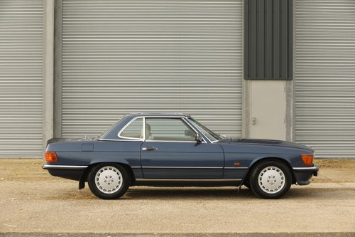 1988 Mercedes-Benz 300 SL (R107) In vendita (immagine 26 di 226)