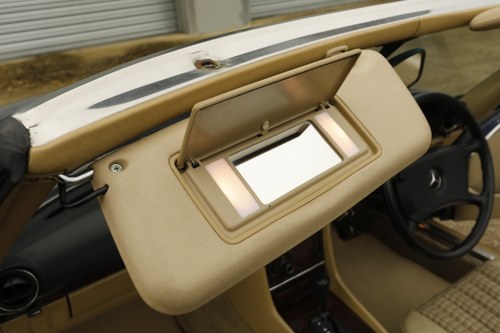 1988 Mercedes-Benz 300 SL (R107) In vendita (immagine 123 di 226)