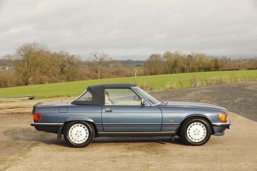 1988 Mercedes-Benz 300 SL (R107) In vendita (immagine 19 di 226)