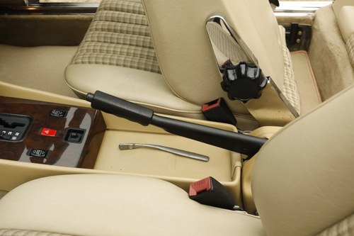 1988 Mercedes-Benz 300 SL (R107) In vendita (immagine 113 di 226)