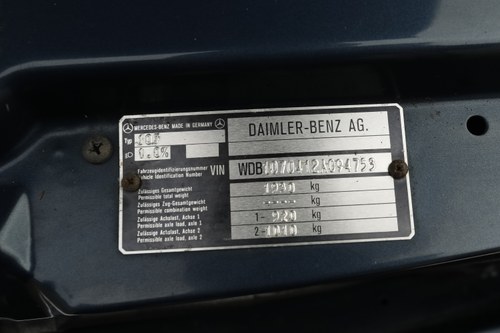 1988 Mercedes-Benz 300 SL (R107) In vendita (immagine 187 di 226)