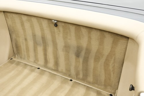 1988 Mercedes-Benz 300 SL (R107) In vendita (immagine 107 di 226)