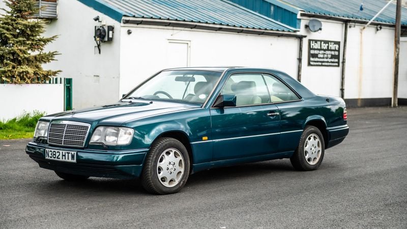 1995 Mercedes-Benz 320 CE For Sale (picture 1 of 179)