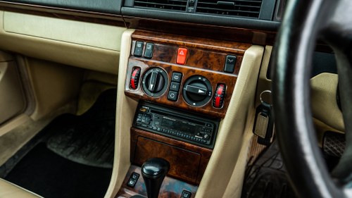 1995 Mercedes-Benz 320 CE En venta (imagen 24 de 178)