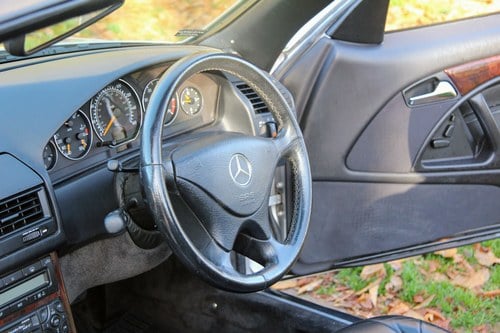 2000 Mercedes-Benz SL320 R129 Te koop (foto 34 van 204)