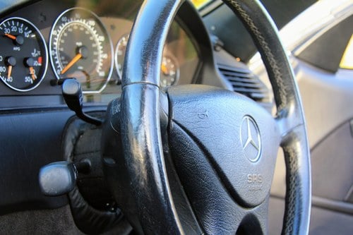 2000 Mercedes-Benz SL320 R129 Te koop (foto 32 van 204)
