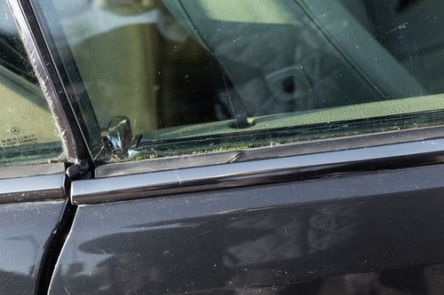 NO RESERVE - 1993 Mercedes-Benz 320CE Automatic (W124) In vendita (immagine 144 di 227)