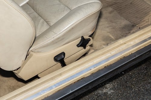 NO RESERVE - 1993 Mercedes-Benz 320CE Automatic (W124) In vendita (immagine 105 di 227)