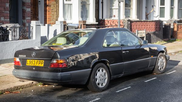 NO RESERVE - 1993 Mercedes-Benz 320CE Automatic (W124) For Sale (picture :index of 7)
