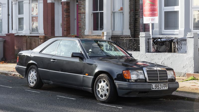 NO RESERVE - 1993 Mercedes-Benz 320CE Automatic (W124) For Sale (picture 1 of 227)
