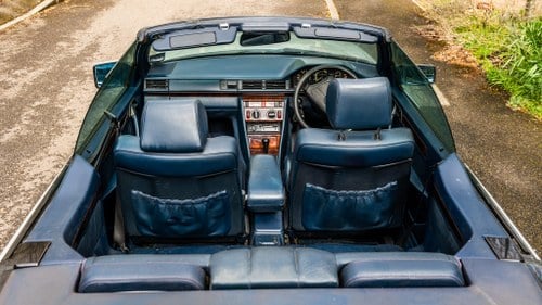 1993 Mercedes-Benz 320ce Cabriolet à vendre (picture 27 of 244)