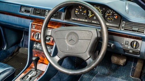 1993 Mercedes-Benz 320ce Cabriolet à vendre (picture 16 of 244)