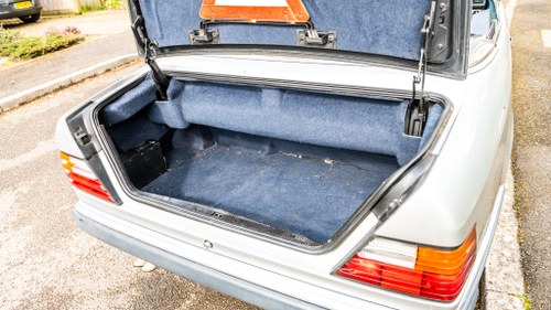 1993 Mercedes-Benz 320ce Cabriolet à vendre (picture 70 of 244)