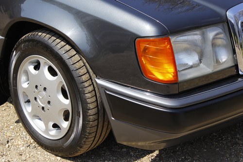 NO RESERVE! 1993 Mercedes-Benz 320CE Convertible En venta (imagen 89 de 155)