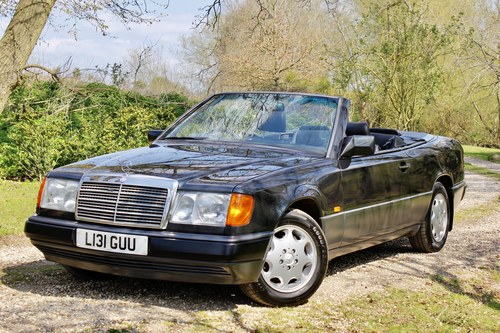 NO RESERVE! 1993 Mercedes-Benz 320CE Convertible En venta (imagen 43 de 155)