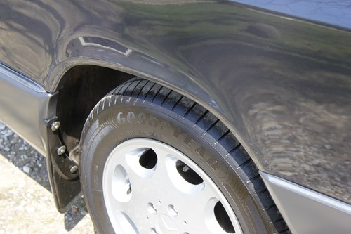 NO RESERVE! 1993 Mercedes-Benz 320CE Convertible En venta (imagen 103 de 155)