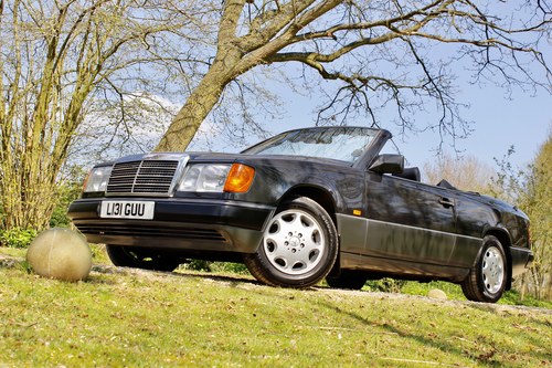 NO RESERVE! 1993 Mercedes-Benz 320CE Convertible En venta (imagen 46 de 155)