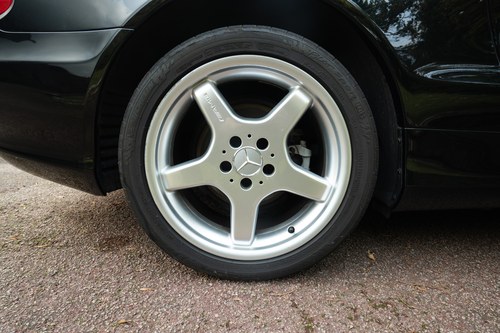 2003 Mercedes-Benz 350SL à vendre (picture 37 of 132)