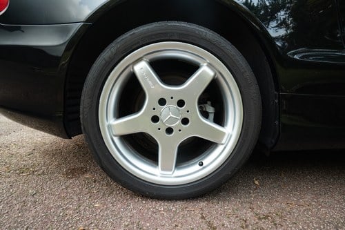 2003 Mercedes-Benz 350SL à vendre (picture 36 of 132)