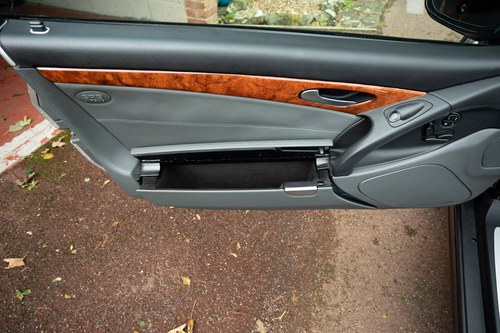 2003 Mercedes-Benz 350SL à vendre (picture 54 of 132)