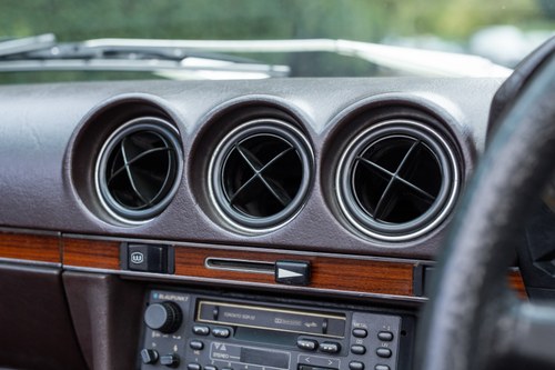 1981 Mercedes-Benz 380 SL (R107) Auto En venta (imagen 90 de 244)