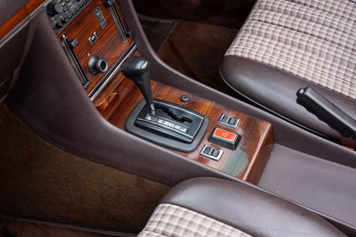 1981 Mercedes-Benz 380 SL (R107) Auto En venta (imagen 61 de 244)