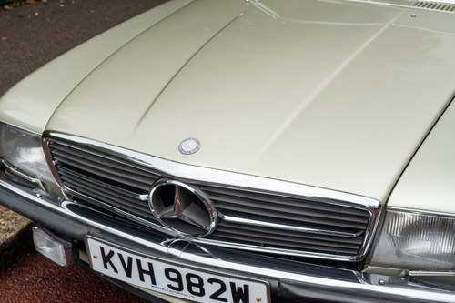 1981 Mercedes-Benz 380 SL (R107) Auto En venta (imagen 148 de 244)