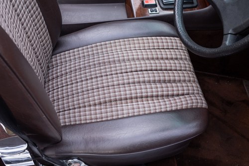 1981 Mercedes-Benz 380 SL (R107) Auto En venta (imagen 78 de 244)