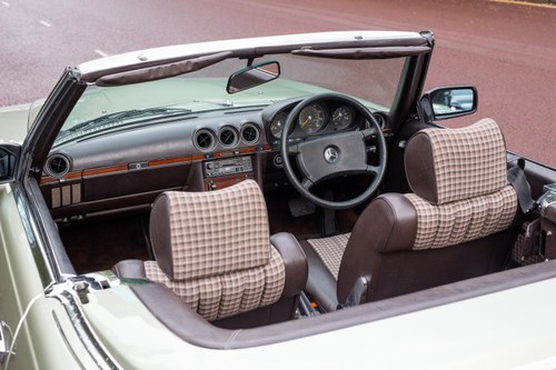 1981 Mercedes-Benz 380 SL (R107) Auto En venta (imagen 48 de 244)