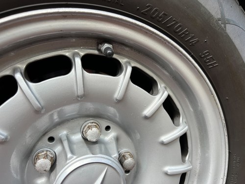 1981 Mercedes-Benz 380 SL (R107) Auto En venta (imagen 103 de 244)