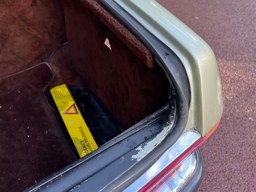 1981 Mercedes-Benz 380 SL (R107) Auto En venta (imagen 117 de 244)