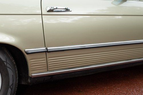 1981 Mercedes-Benz 380 SL (R107) Auto En venta (imagen 157 de 244)