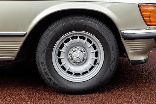 1981 Mercedes-Benz 380 SL (R107) Auto En venta (imagen 45 de 244)