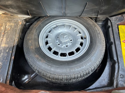 1981 Mercedes-Benz 380 SL (R107) Auto En venta (imagen 122 de 244)