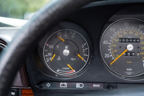 1981 Mercedes-Benz 380 SL (R107) Auto En venta (imagen 81 de 244)