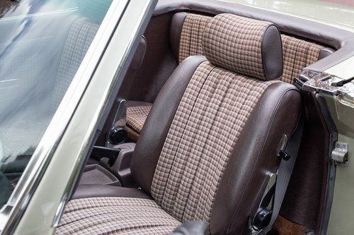 1981 Mercedes-Benz 380 SL (R107) Auto En venta (imagen 54 de 244)