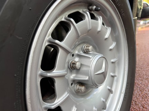 1981 Mercedes-Benz 380 SL (R107) Auto En venta (imagen 104 de 244)