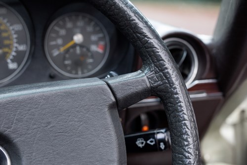 1981 Mercedes-Benz 380 SL (R107) Auto En venta (imagen 84 de 244)