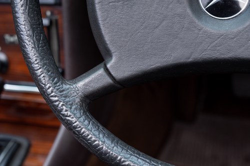 1981 Mercedes-Benz 380 SL (R107) Auto En venta (imagen 86 de 244)