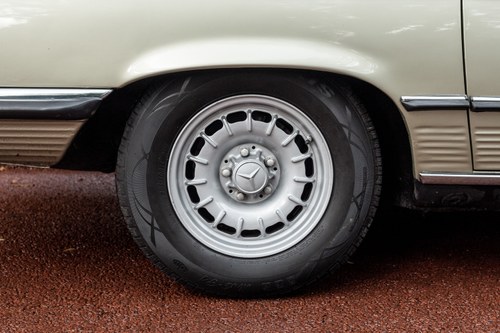 1981 Mercedes-Benz 380 SL (R107) Auto En venta (imagen 44 de 244)