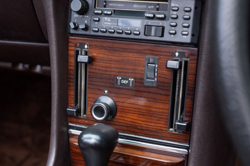 1981 Mercedes-Benz 380 SL (R107) Auto En venta (imagen 89 de 244)