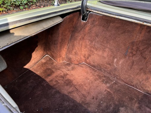 1981 Mercedes-Benz 380 SL (R107) Auto En venta (imagen 113 de 244)