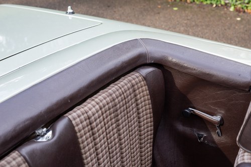 1981 Mercedes-Benz 380 SL (R107) Auto En venta (imagen 98 de 244)