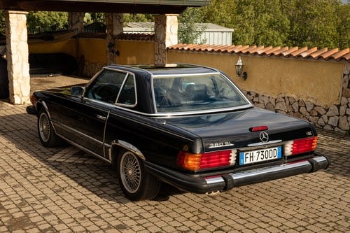 1984 Mercedes-Benz 380 SL (R107) In vendita (immagine 21 di 113)