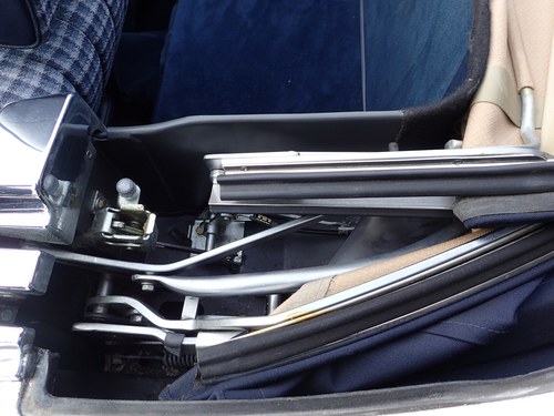 1984 Mercedes-Benz 380SL R107 zum Verkauf (Bild 48 von 67)