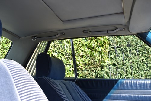 Mercedes-Benz 380 SLC 1981 Te koop (foto 37 van 93)