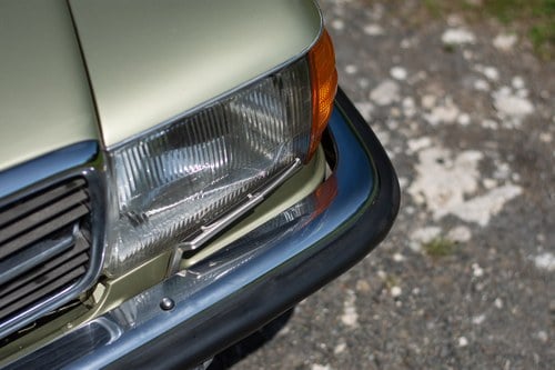 1985 Mercedes-Benz 380SL R107 For Sale (picture 82 of 170)